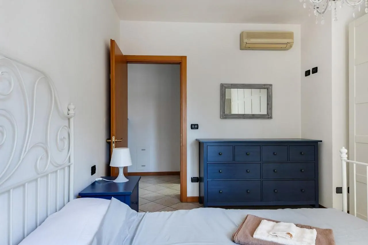 Residenza Quadrifoglio Διαμέρισμα Τσεζένα