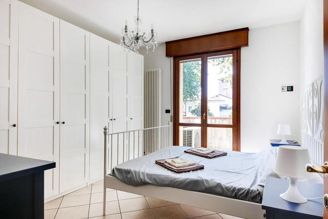 Residenza Quadrifoglio Διαμέρισμα Τσεζένα